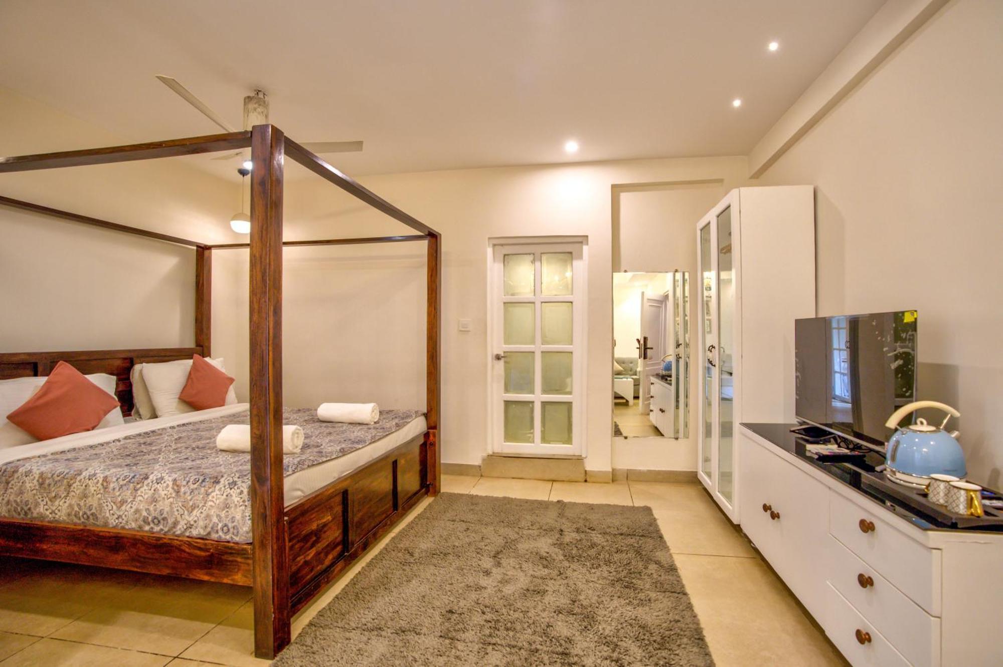 Hotel Pajaros Blu كالانغيُت المظهر الخارجي الصورة