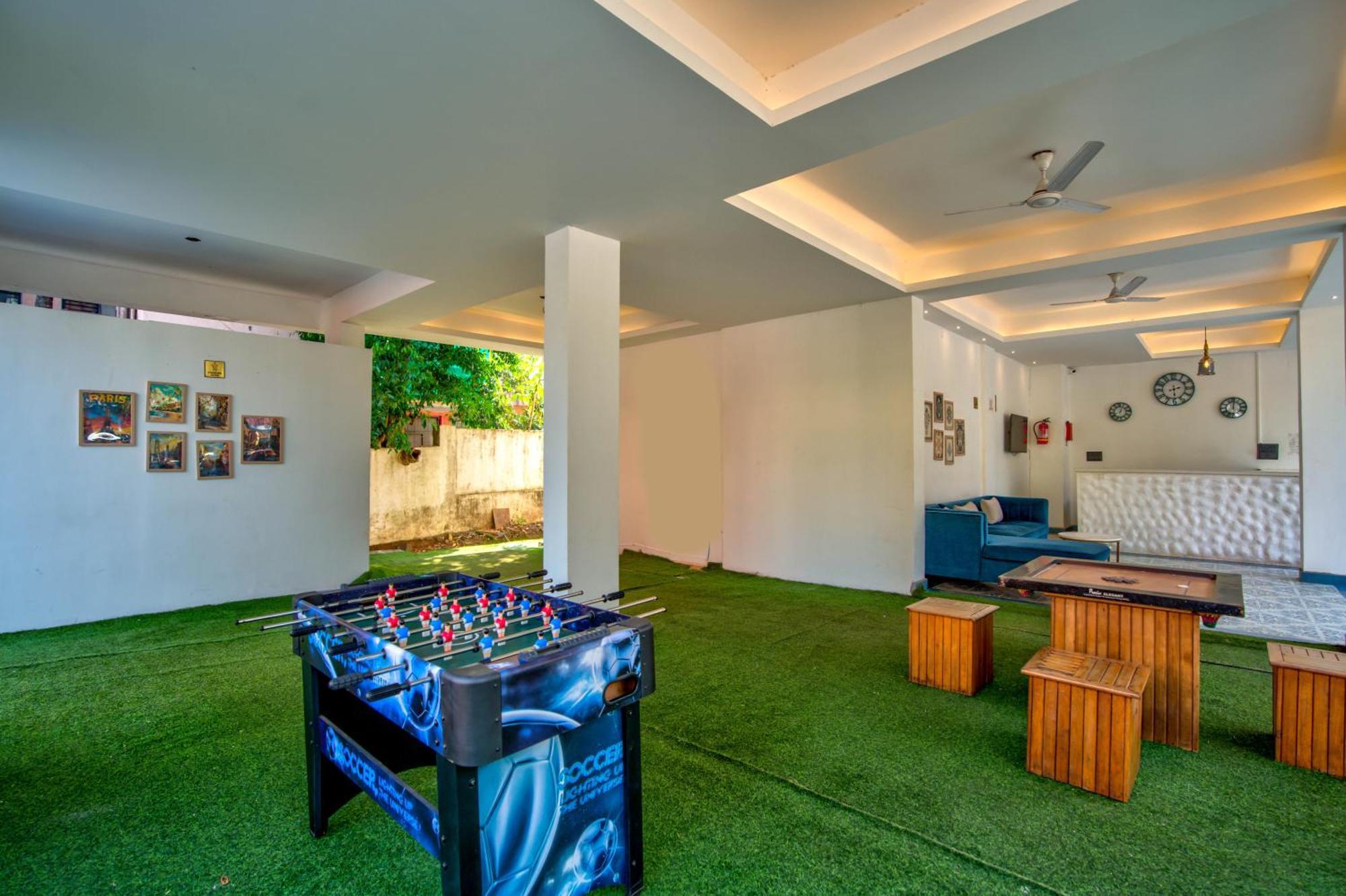 Hotel Pajaros Blu كالانغيُت المظهر الخارجي الصورة