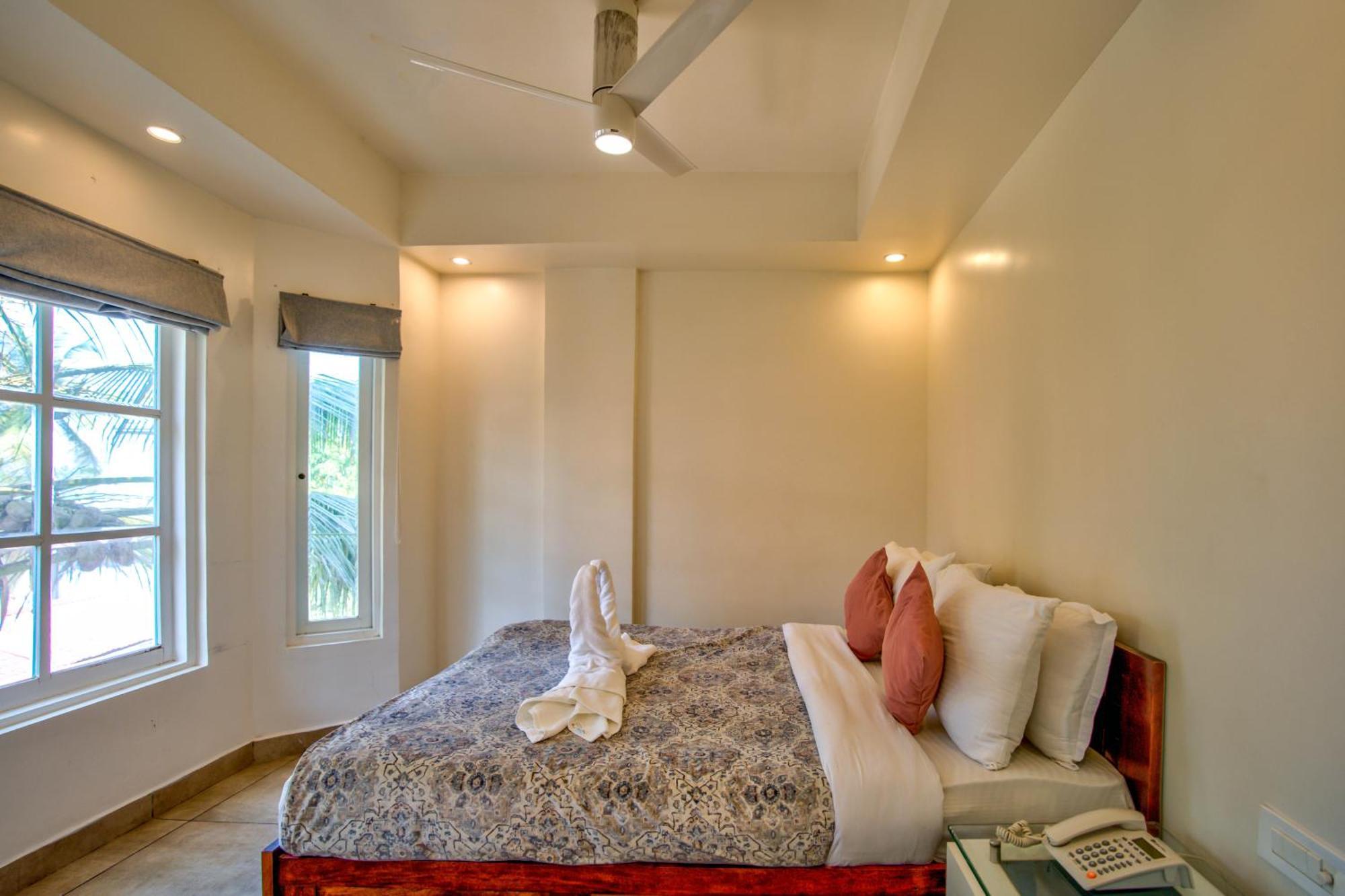 Hotel Pajaros Blu كالانغيُت المظهر الخارجي الصورة