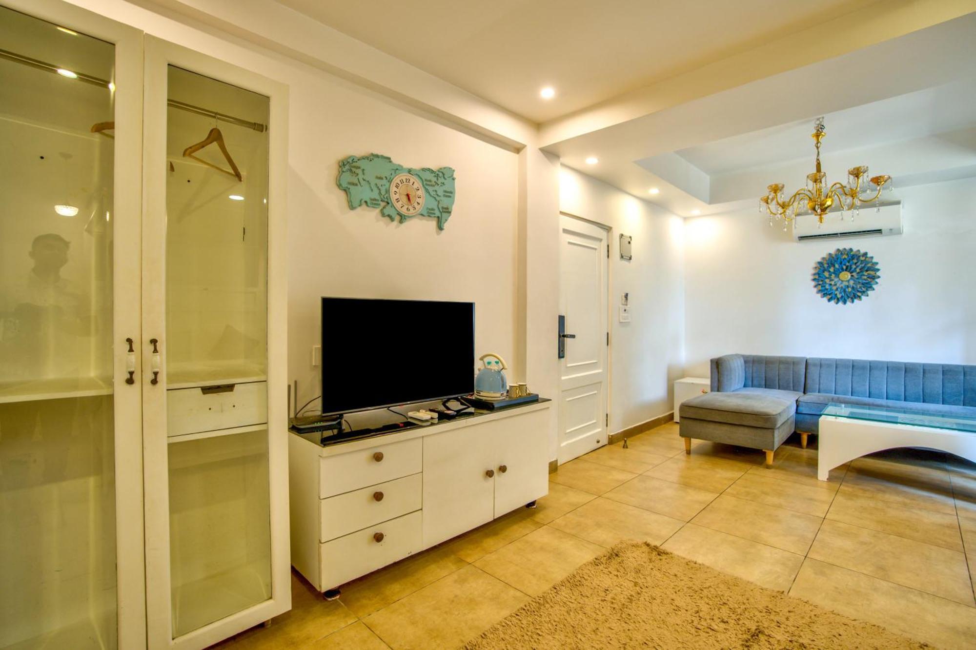 Hotel Pajaros Blu كالانغيُت المظهر الخارجي الصورة